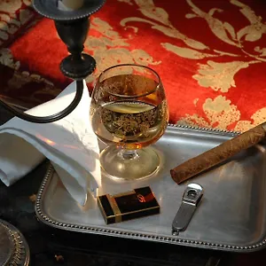 https://la-maison-bleue.hotelfesmorocco.com